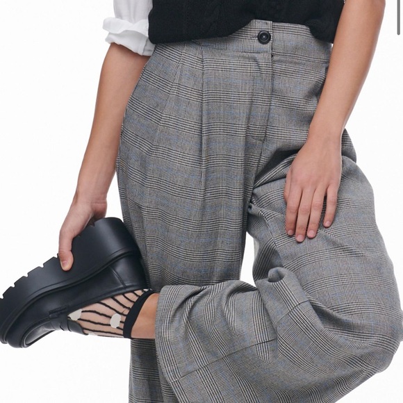 Anthropologie ‘Amadi’ pleated wide-leg plaid pants - Picture 2 of 8